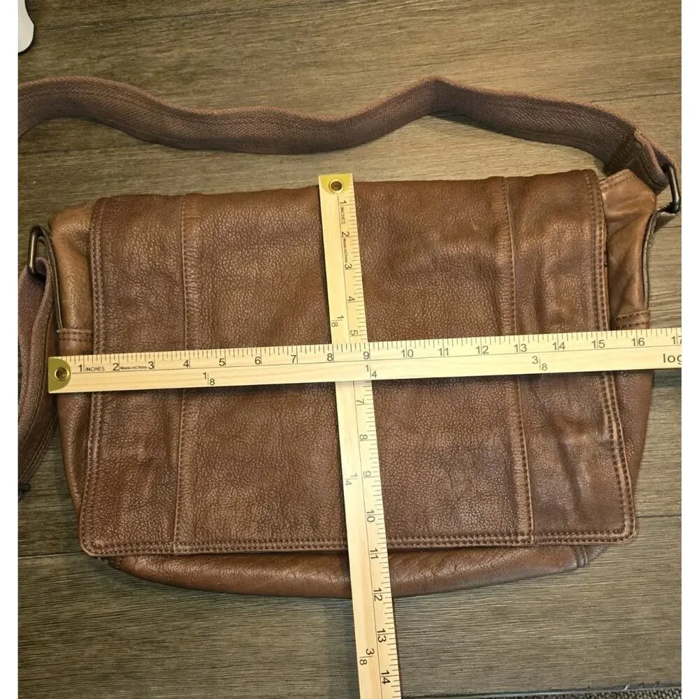 Fossil Brown Leather Messenger Bag 16